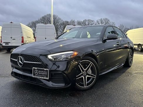 Used 2025 Mercedes-Benz C 300 4MATIC Sedan image 3