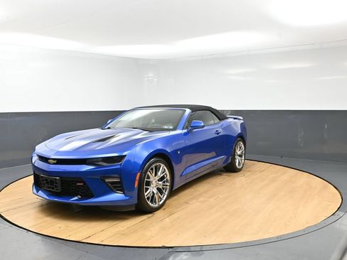 Used 2017 Chevrolet Camaro SS RWD image 5
