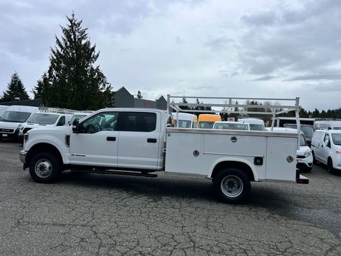 Used 2018 Ford F350 XLT image 4