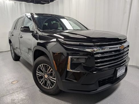 New 2026 Chevrolet Traverse LT AWD/4WD image 2