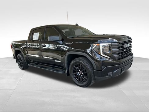 Used 2023 GMC Sierra 1500 Elevation w/ LPO, Elevation Black Package image 2