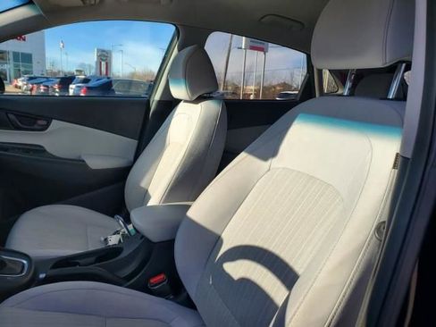 Used 2023 Hyundai Kona SEL image 23