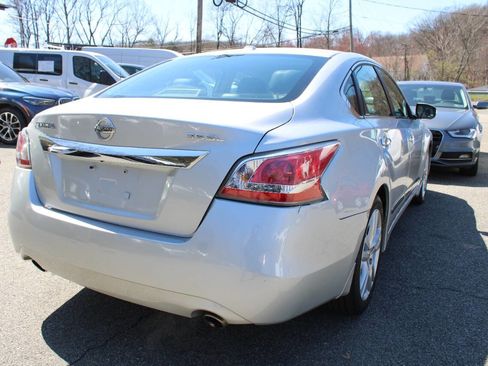 Used 2015 Nissan Altima 3.5 SL image 8