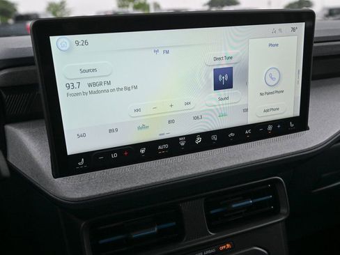 New 2025 Ford Maverick XLT w/ XLT Luxury Package image 30