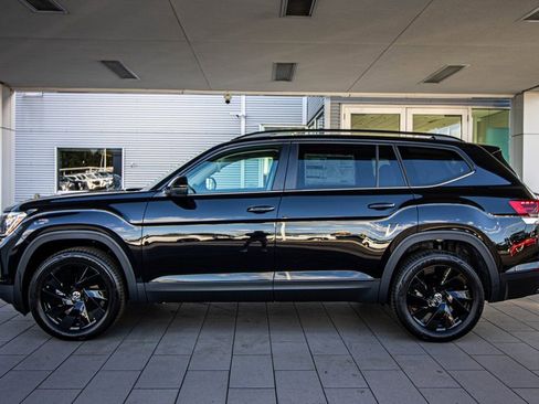 New 2026 Volkswagen Atlas SE image 12