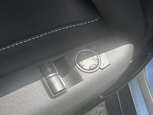 Used 2021 Ford Mustang Shelby GT500 w/ Technology Package RWD image 16