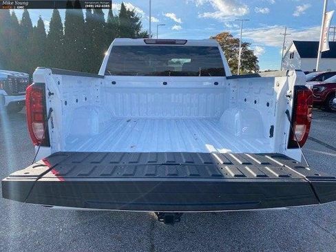 New 2026 GMC Sierra 1500 Elevation image 6