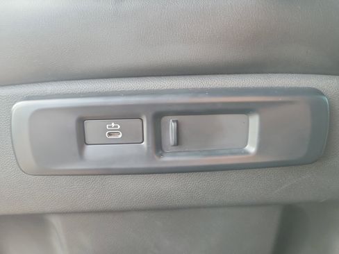 Used 2023 BMW X5 xDrive40i image 28