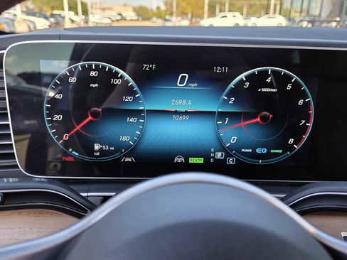 Used 2022 Mercedes-Benz GLS 450 4MATIC image 11