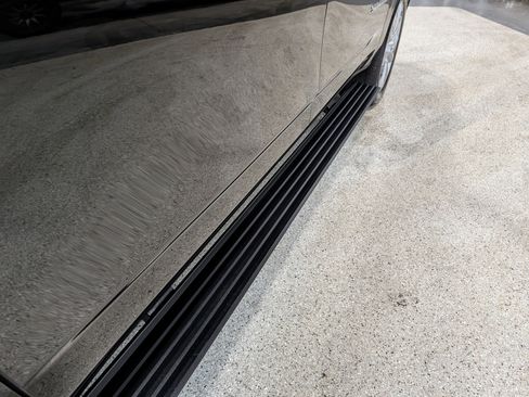 Used 2023 Chevrolet Suburban High Country w/ Premium Package 2 image 10