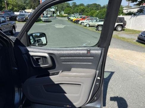 Used 2011 Honda Ridgeline RTL image 10