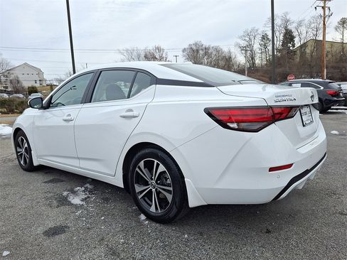 Used 2021 Nissan Sentra SV image 4