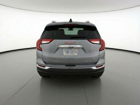 Used 2024 GMC Terrain SLT image 7