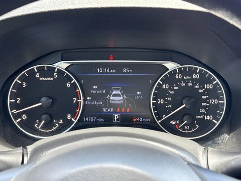 Used 2025 Nissan Altima 2.5 SV AWD/4WD image 19