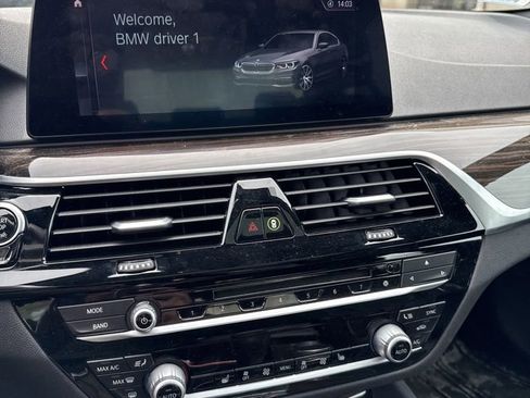 Used 2019 BMW 540i xDrive AWD/4WD image 2