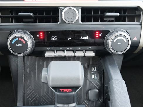 New 2026 Toyota Tacoma TRD Off-Road AWD/4WD image 19