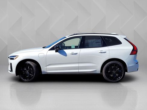 New 2026 Volvo XC60 T8 Ultra w/ Climate Package PRO AWD/4WD image 3