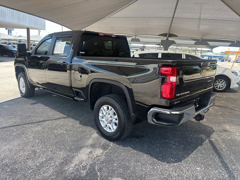 Used 2023 Chevrolet Silverado 2500 LT w/ Convenience Package AWD/4WD image 8