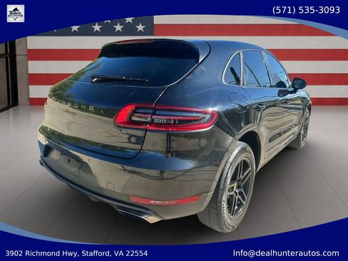 Used 2018 Porsche Macan AWD/4WD image 6