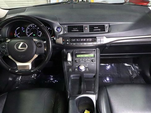 Used 2016 Lexus CT 200h w/ Accessory Package 2 image 17