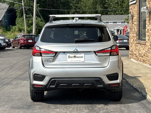 Used 2022 Mitsubishi Outlander Sport SE FWD image 4