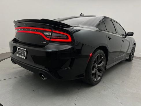 Used 2019 Dodge Charger GT image 11