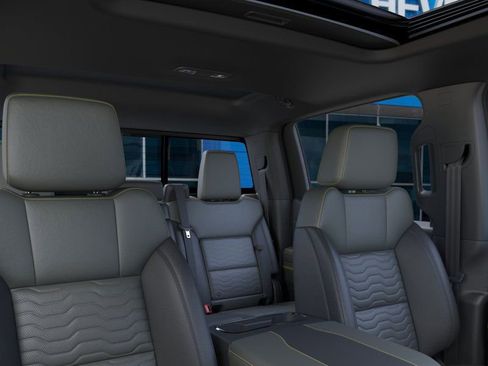New 2026 Chevrolet Silverado 1500 ZR2 image 24