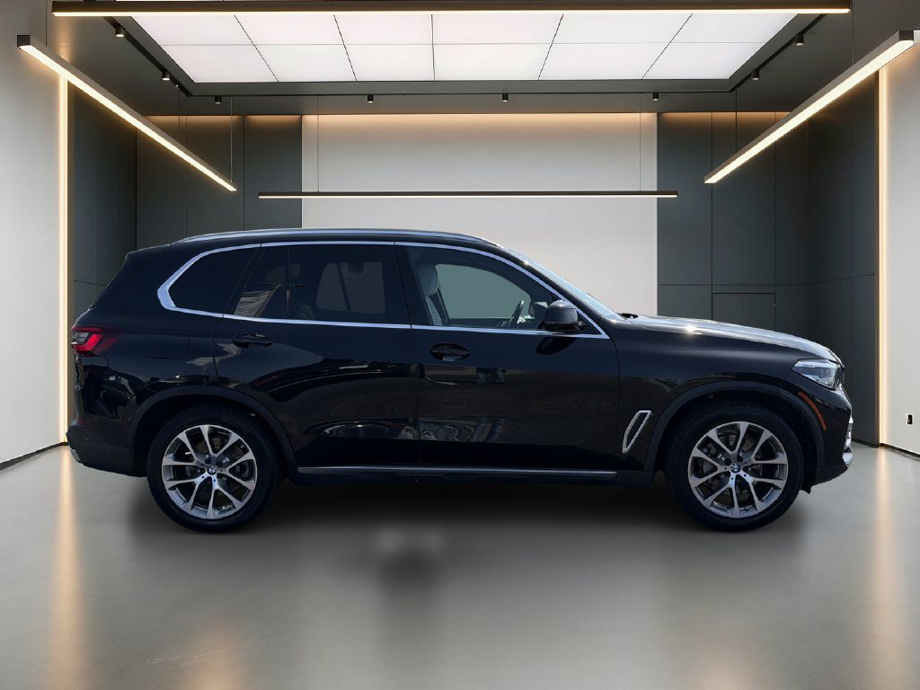 Used 2023 BMW X5 xDrive40i w/ Premium Package AWD/4WD image 7