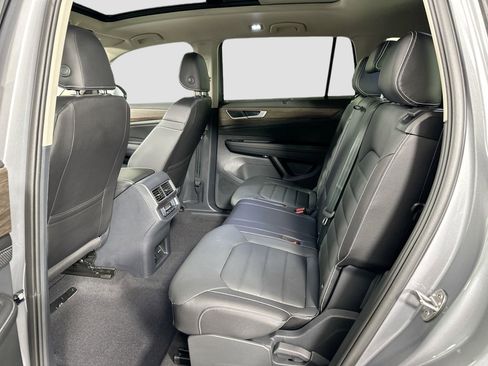 Certified 2025 Volkswagen Atlas SEL image 15