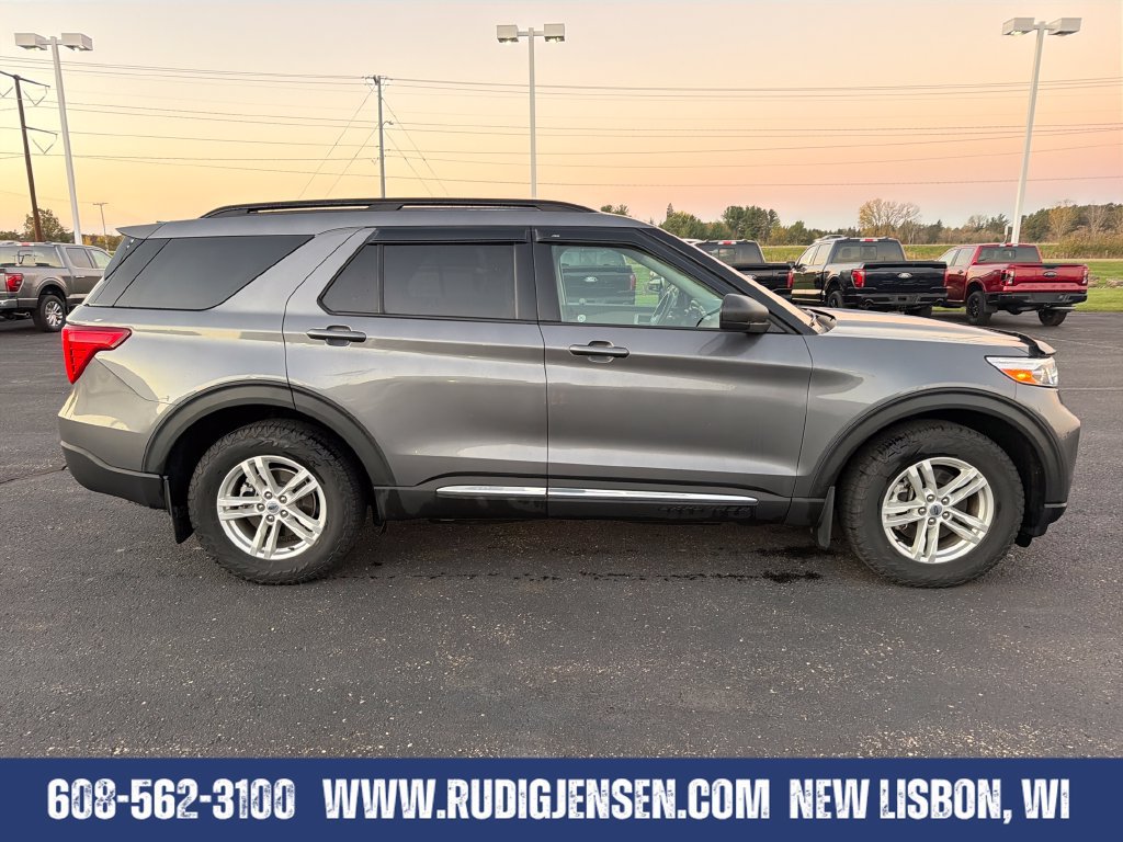 Used 2021 Ford Explorer XLT w/ Class III Trailer Tow Package AWD/4WD image 6