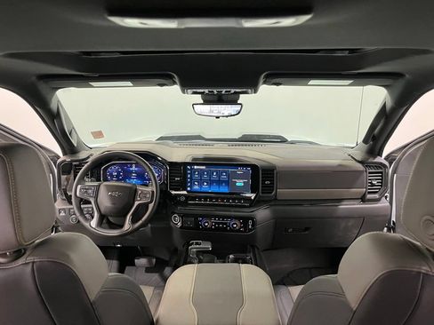 Certified 2026 Chevrolet Silverado 1500 ZR2 w/ Dark Appearance Package AWD/4WD image 18