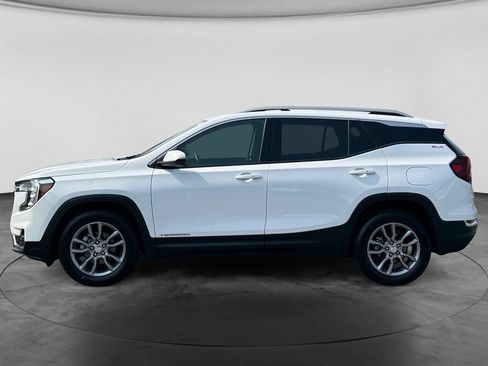 Used 2024 GMC Terrain SLT FWD image 4