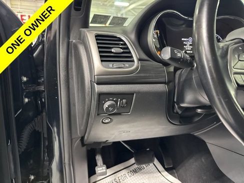 Used 2020 Jeep Grand Cherokee Laredo w/ Laredo X Package AWD/4WD image 16