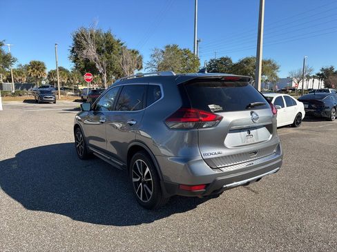 Used 2018 Nissan Rogue SL w/ Premium Package image 3