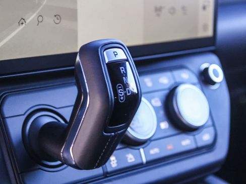 New 2026 Land Rover Defender 110 S image 20