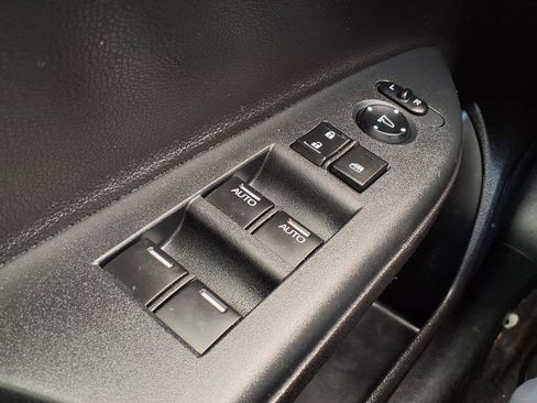 Used 2017 Honda Accord EX image 11