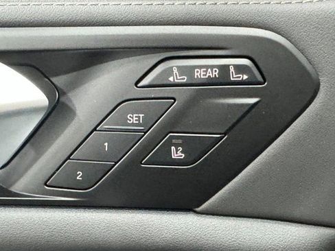 New 2026 BMW X7 xDrive40i w/ M Sport Package image 28