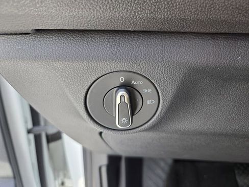 Used 2022 Volkswagen Jetta S FWD image 29