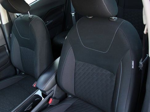 Certified 2024 Nissan Kicks SV image 5