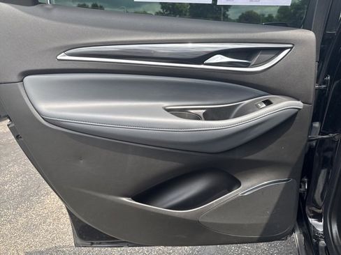 Used 2023 Buick Enclave Premium image 14