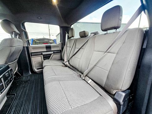 Used 2018 Ford F250 XLT w/ FX4 Off-Road Package image 12