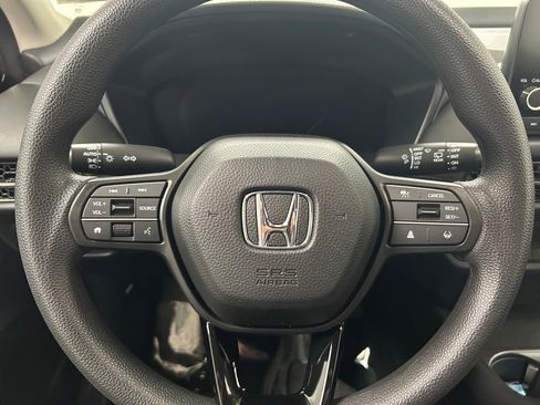 Certified 2025 Honda HR-V LX image 18