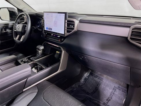Used 2024 Toyota Tundra Limited image 24