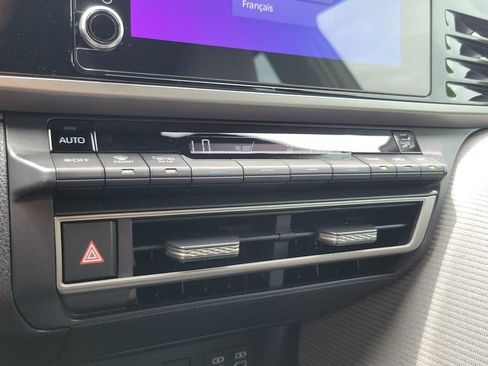 Certified 2025 Toyota Camry SE FWD image 18