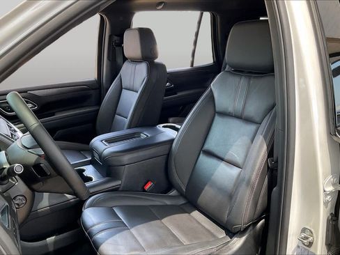 Certified 2024 Chevrolet Tahoe RST w/ RST Performance Edition AWD/4WD image 9