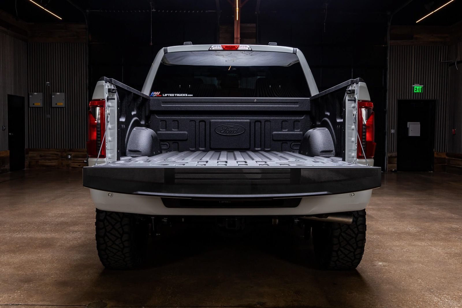 Used 2026 Ford F150 XLT w/ XLT Black Appearance Package AWD/4WD image 14
