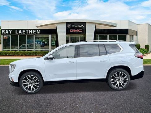 New 2026 GMC Acadia Denali Ultimate w/ LPO, Floor Liner Package AWD/4WD image 2