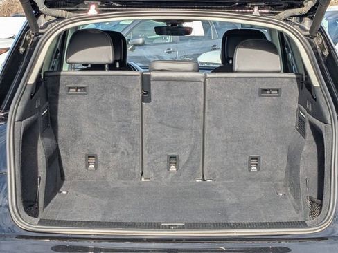 Used 2021 Audi Q5 2.0T Premium image 18