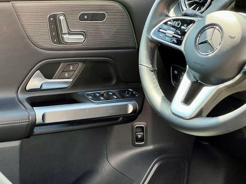 Certified 2023 Mercedes-Benz GLB 250 4MATIC image 7