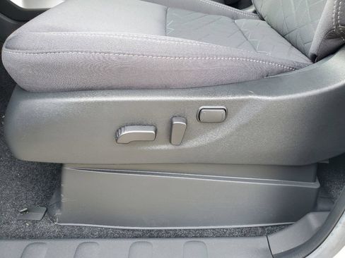 New 2025 Nissan Frontier SV AWD/4WD image 16
